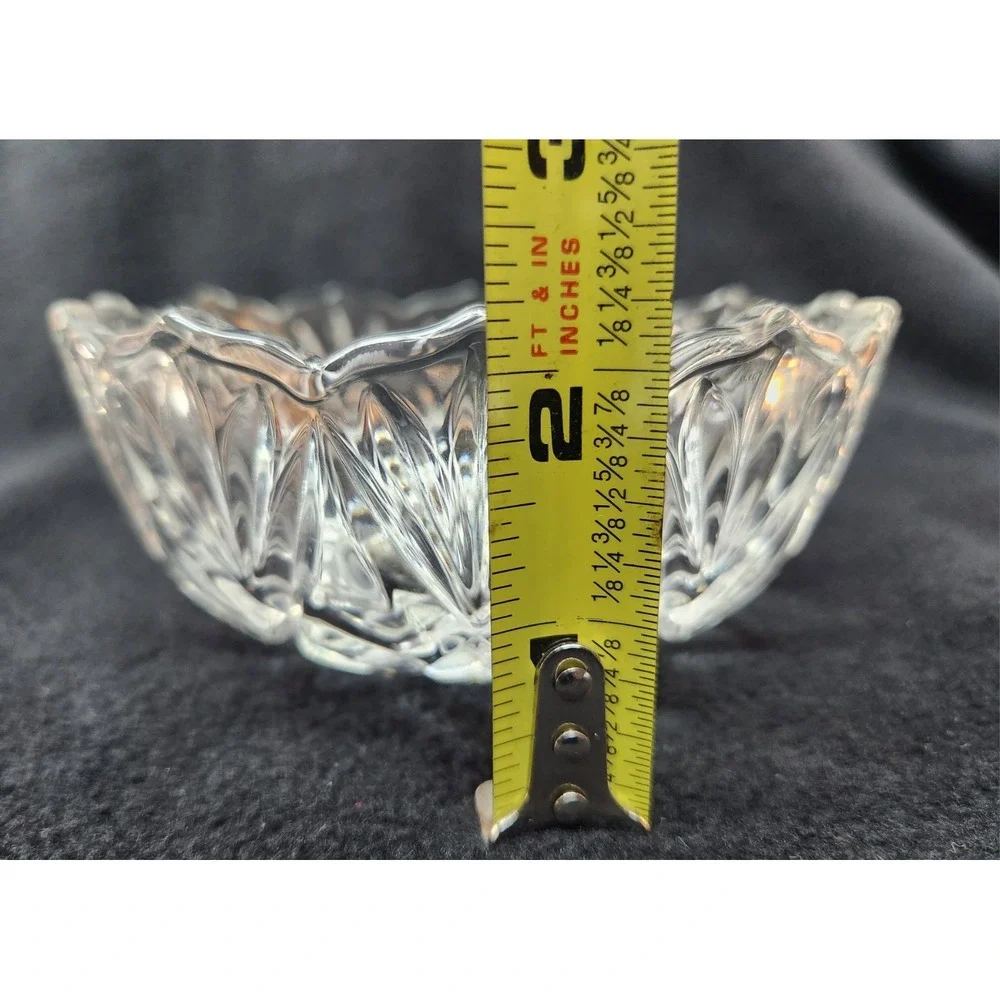 Mikasa Roxborough CYRSTAL  Round Elegant Cut Crystal Serving Bowl Candy Nuts